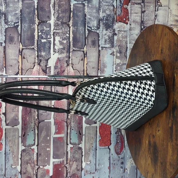 Houndstooth Check Vegan Leather Dome Shaped Satchel Bag - Picture 3 of 9